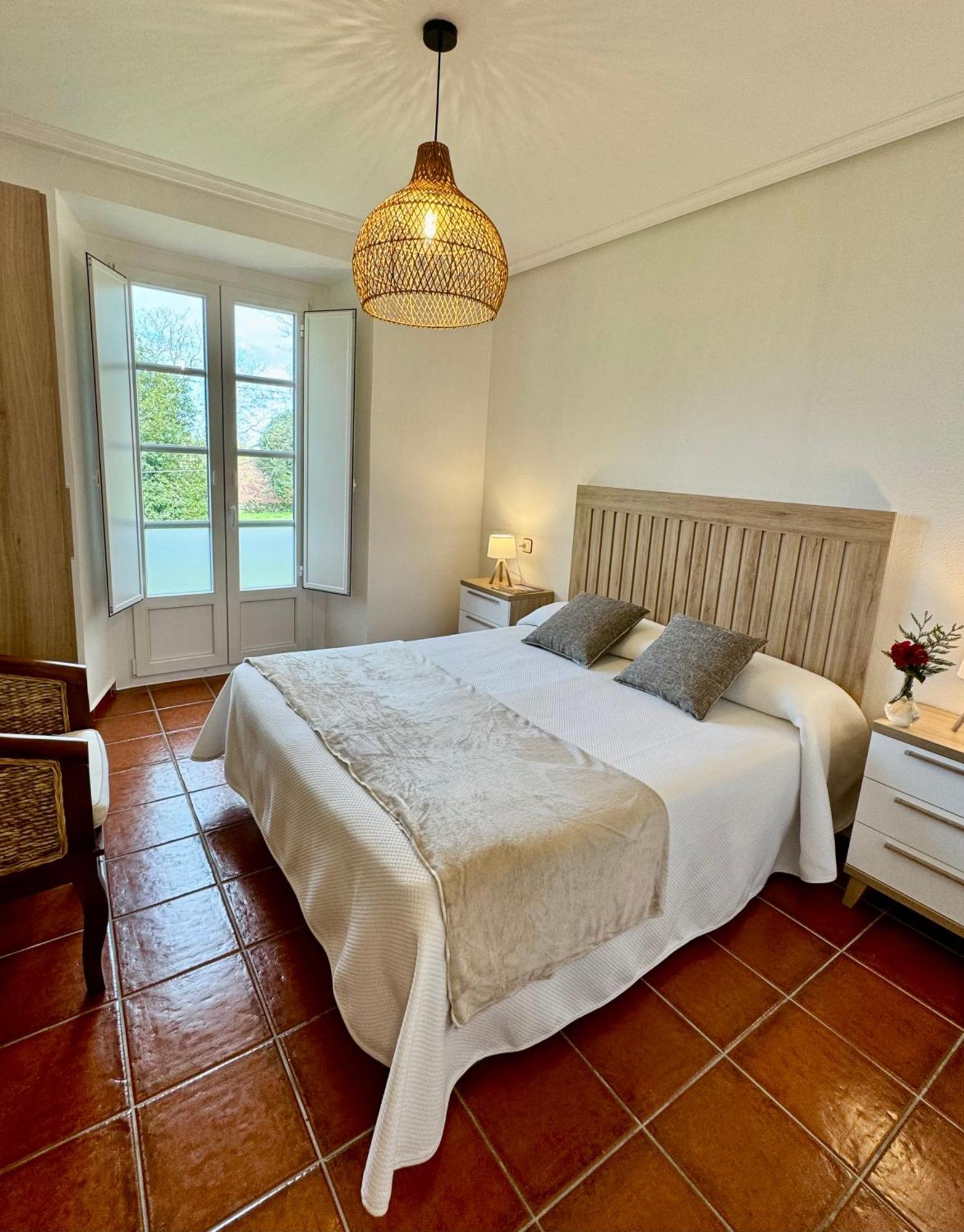 Apartamentos Santa Marina Llanes Zewnętrze zdjęcie